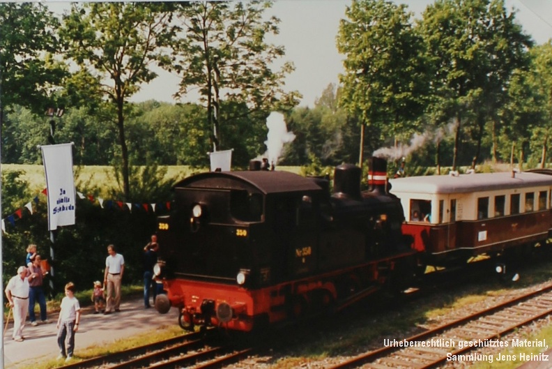 EBOE_Bf_Blumendorf_Schloßfest-Express_Bild-2_28-Mai-1988.jpg