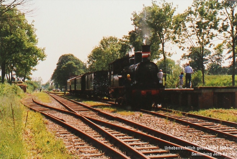 EBOE_Bf_Blumendorf_Schloßfest-Express_Bild-5_28-Mai-1988.jpg